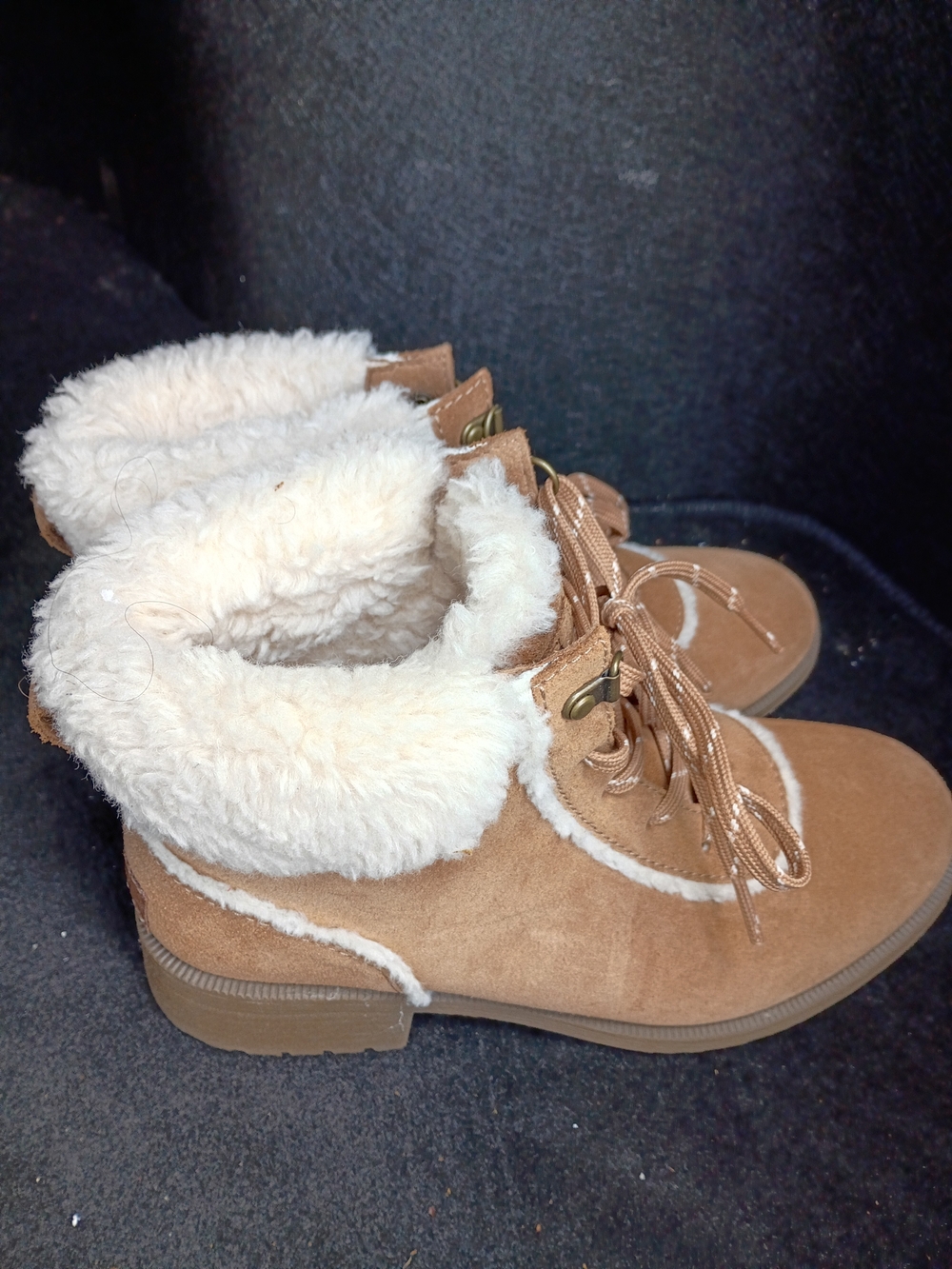 UGG Chestnut Sherpa-Lined Lace-Up Ankle Boots